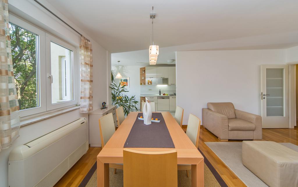 Comfortable Apartment Laura Lapad With Garage ドゥブロブニク エクステリア 写真