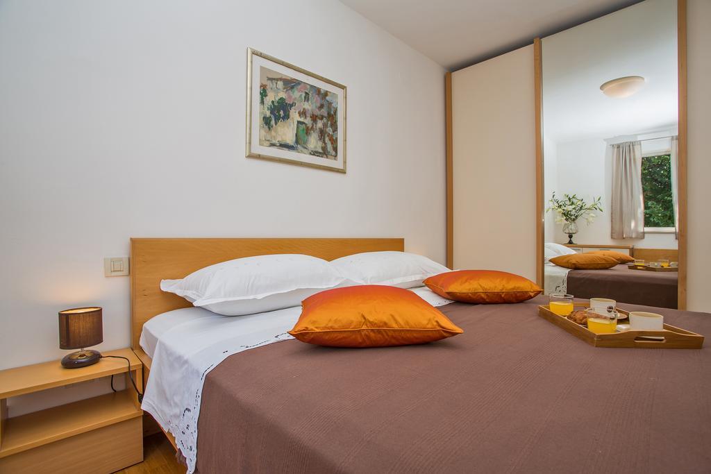 Comfortable Apartment Laura Lapad With Garage ドゥブロブニク エクステリア 写真